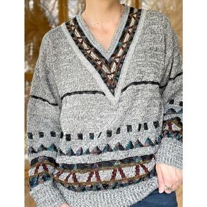 80s 90s Vintage Retro V-Neck Geometric Tribal Knit Tan/Grey Multicolored Sweater